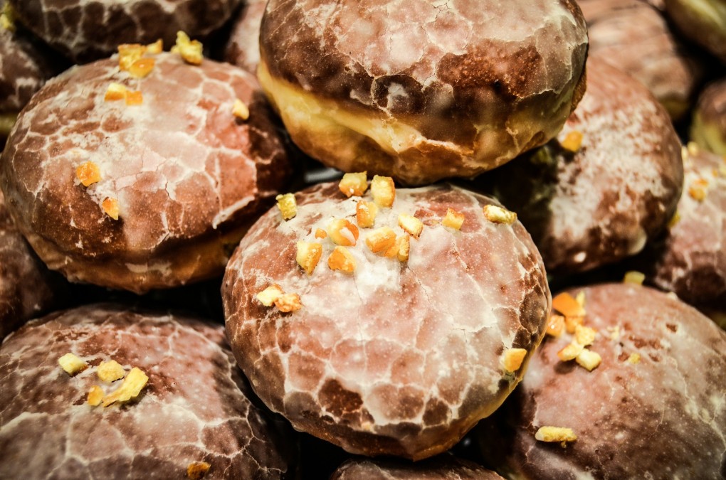 donuts-268251_1920