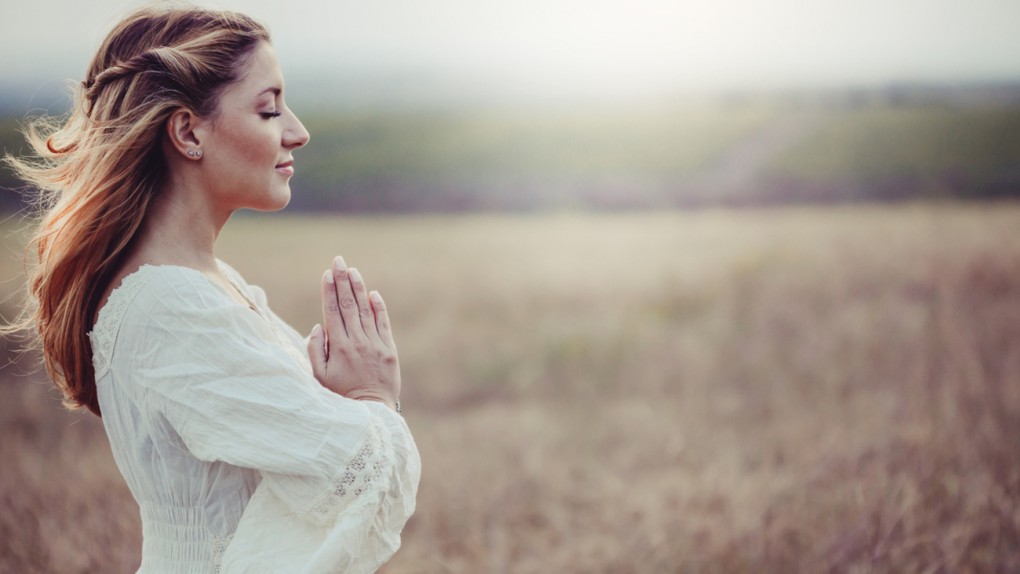 8 sygnałów, które można wyczytać z mowy ciała, a które mówią, co czujemy