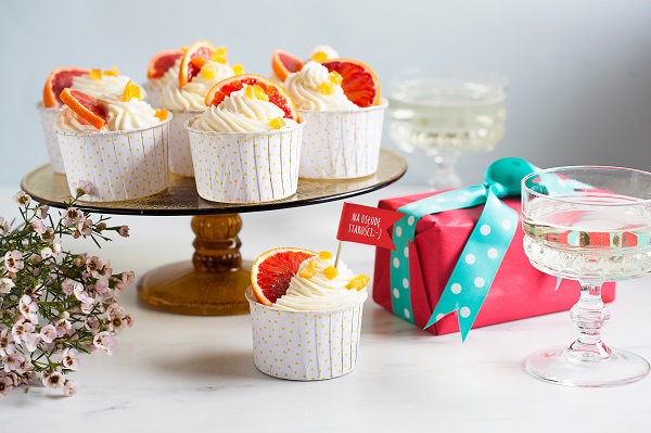 Delecta - Mimosa cupcakes - sylwestrowo-noworoczne przekąski