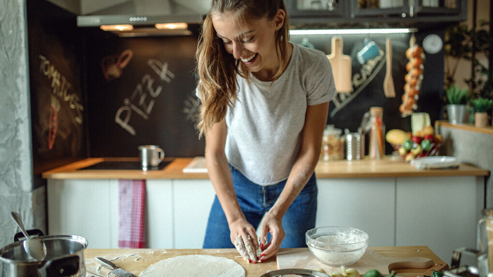 Przepis na ciasto na pizzę - to w nim skrywa się sekret najpyszniejszej pizzy świata!