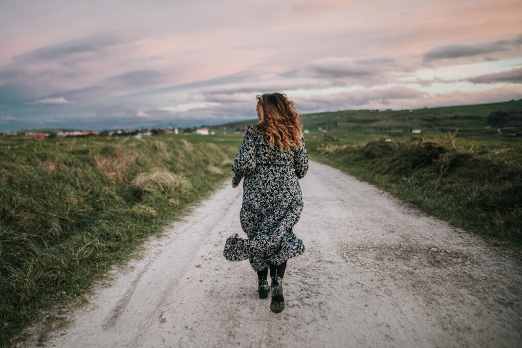 Quiet quitting – w pracy i w związku. Cicha rezygnacja czy troska o samego siebie?