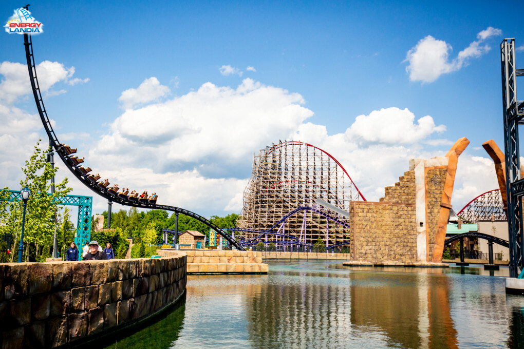 Z okazji Światowego Dnia Roller Coastera Energylandia rusza z akcją "Wydłużamy wakacje" – bilety tańszy aż o 20 zł!