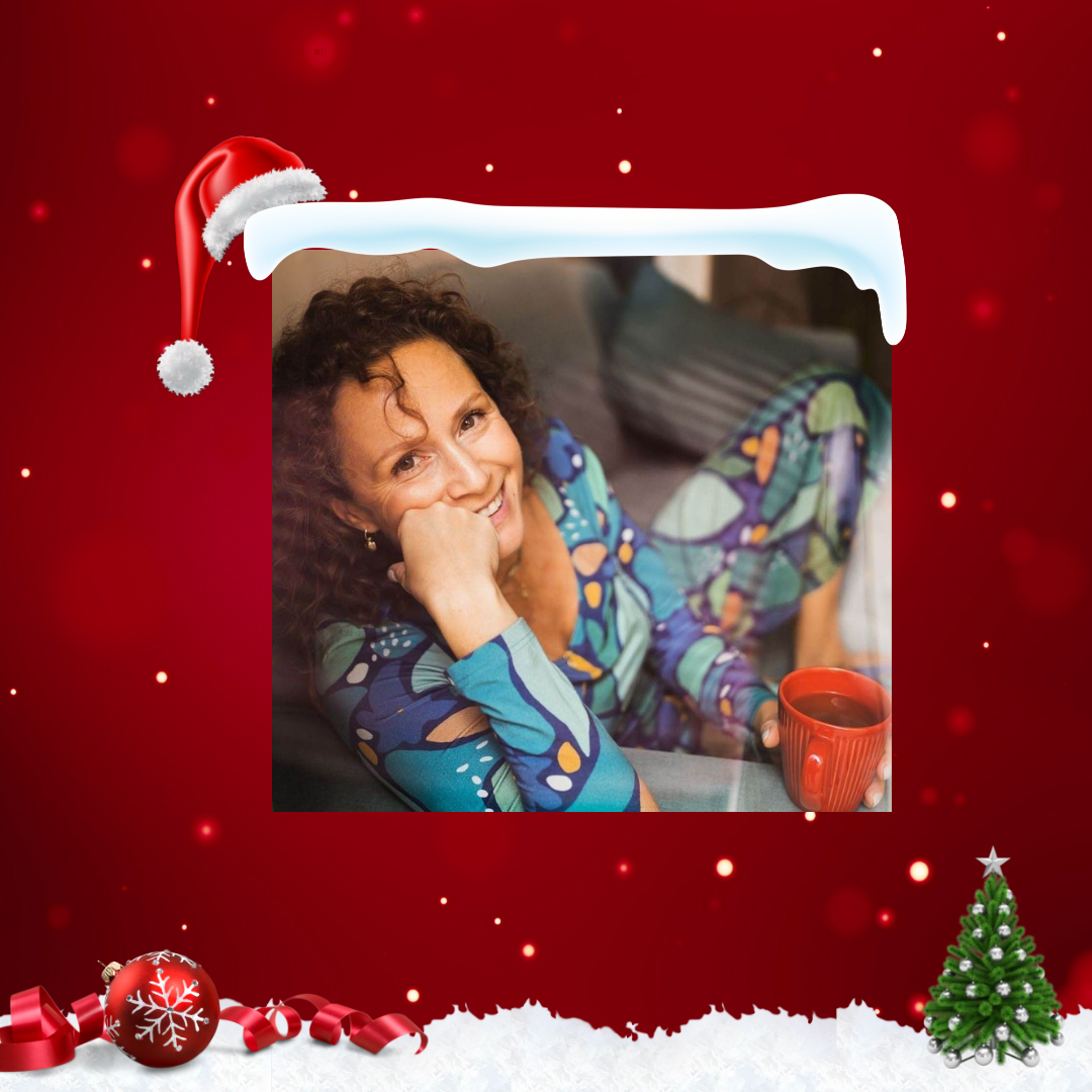 Monika Mrozowska: Namówiłam kiedyś całą rodzinę, żebyśmy własnoręcznie przygotowali dla siebie prezenty Mikołajkowe.