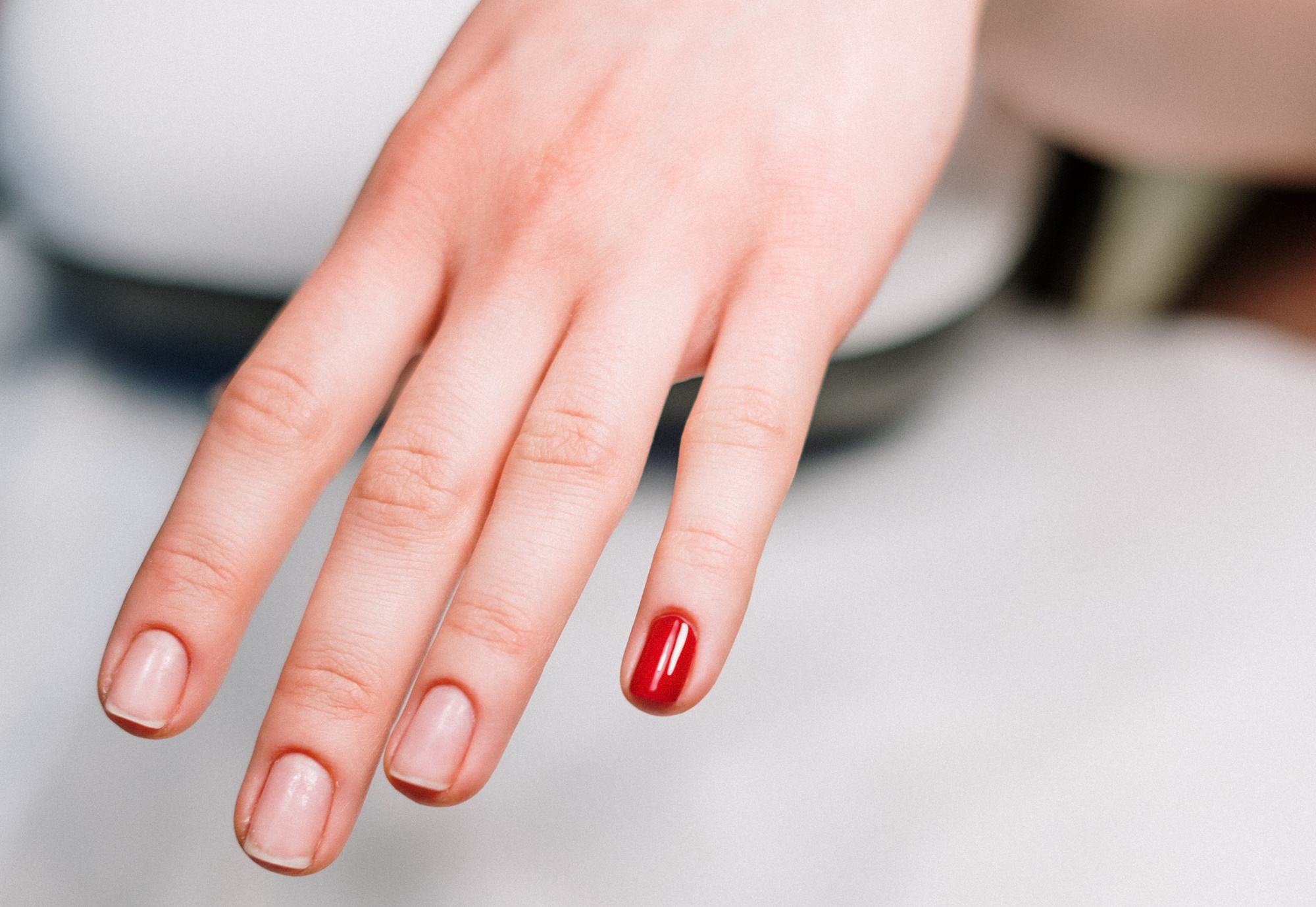 Po roku niezdejmowania hybrydy moje paznokcie wyglądały strasznie. Na szczęście znalazłam ratunek